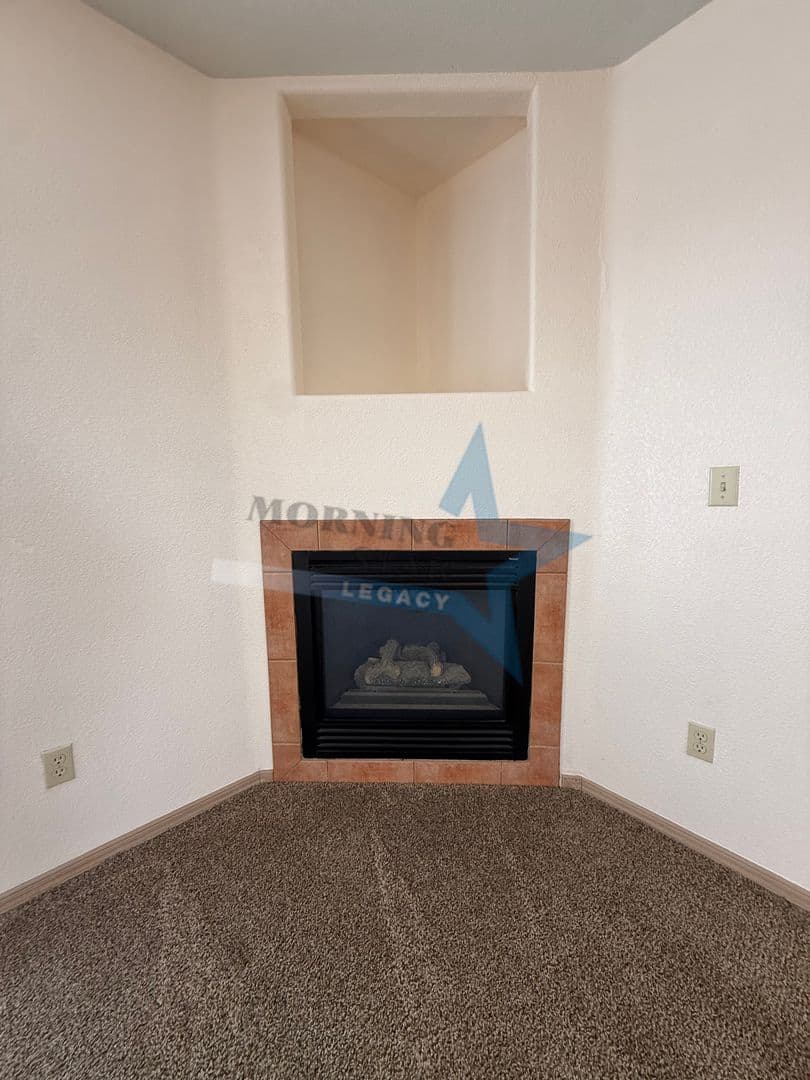Las Cruces House: 3187 Athenian Way
