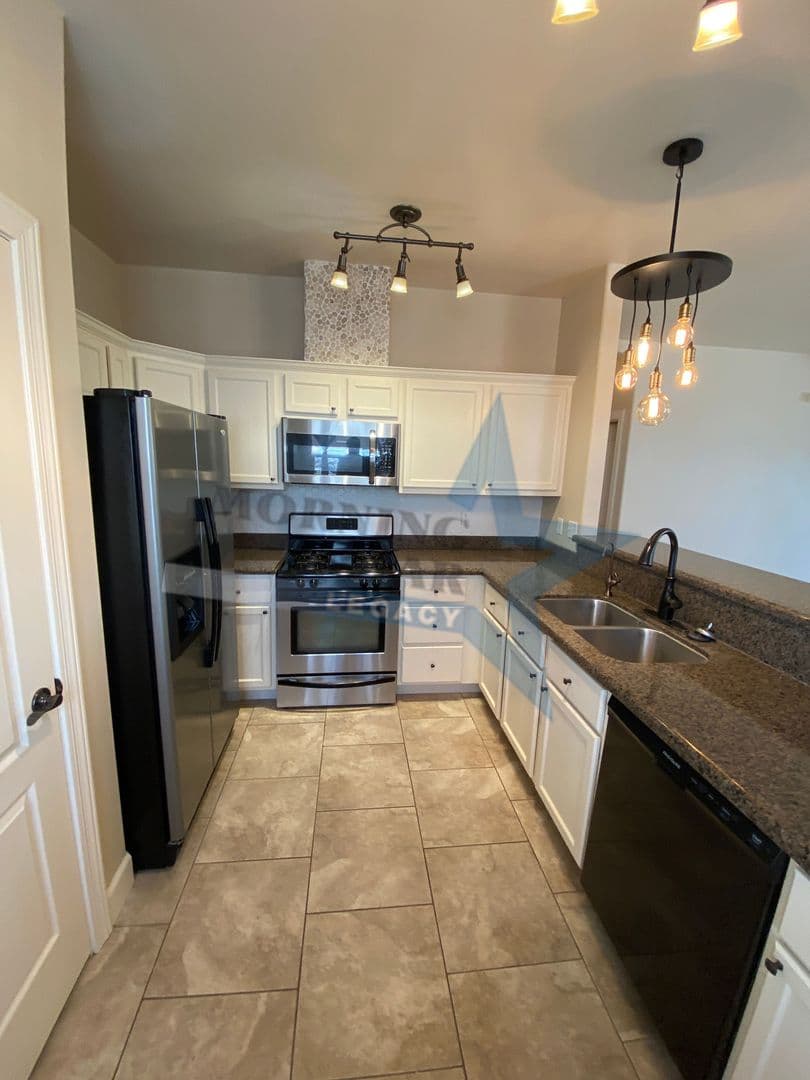 Las Cruces House: 1713 Ava Ave