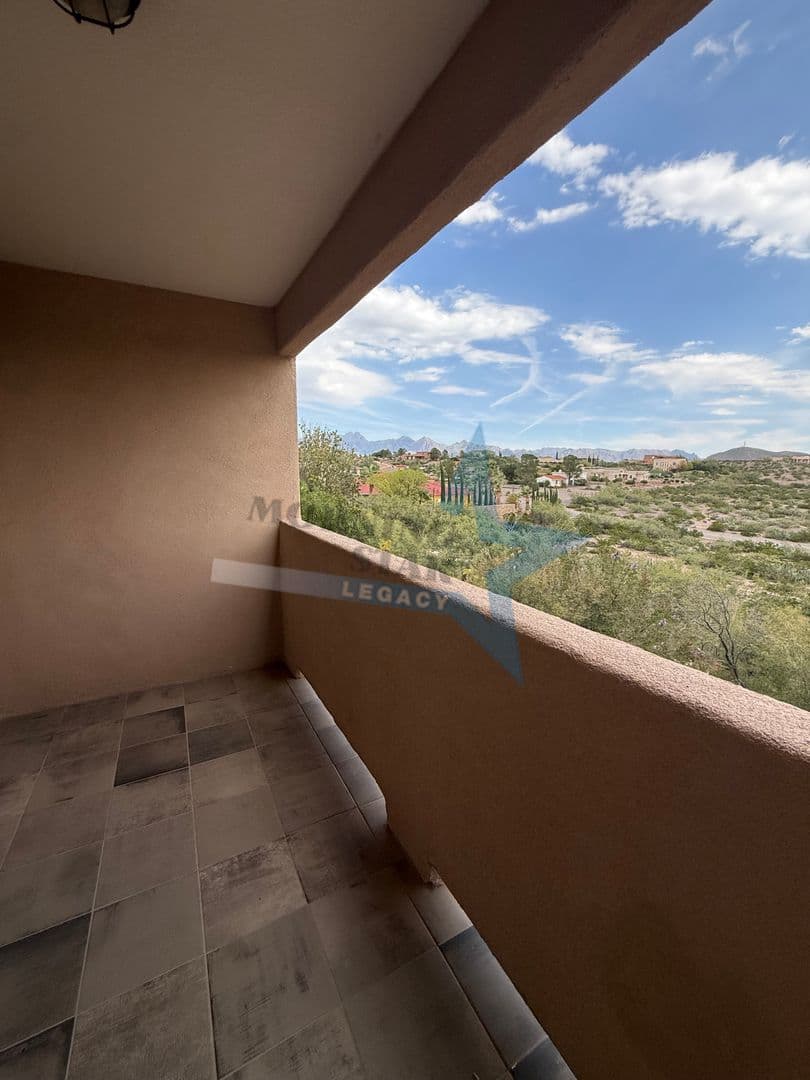 Las Cruces House: 3187 Athenian Way