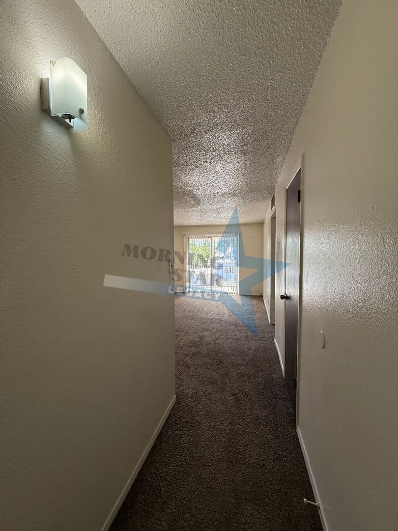 Las Cruces Apartment: 505 W Griggs
