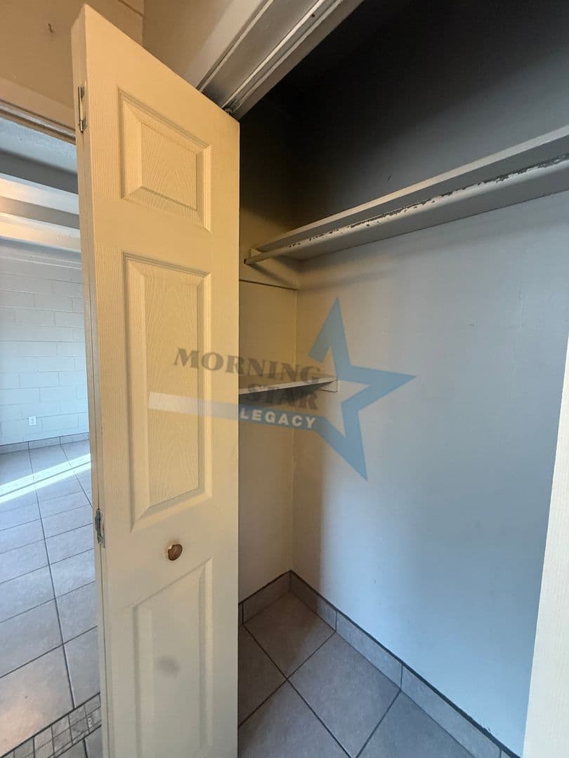 Las Cruces Apartment: 2300 Jordan Rd