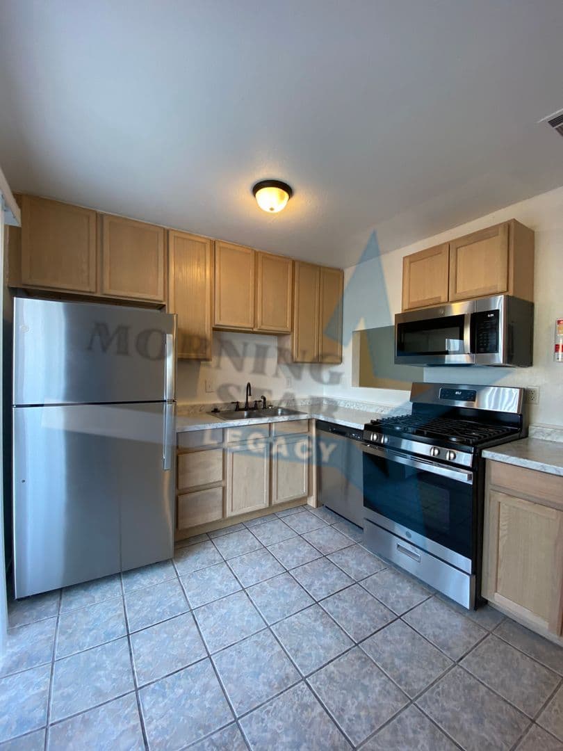 Las Cruces Apartment: 2200 Stern Drive