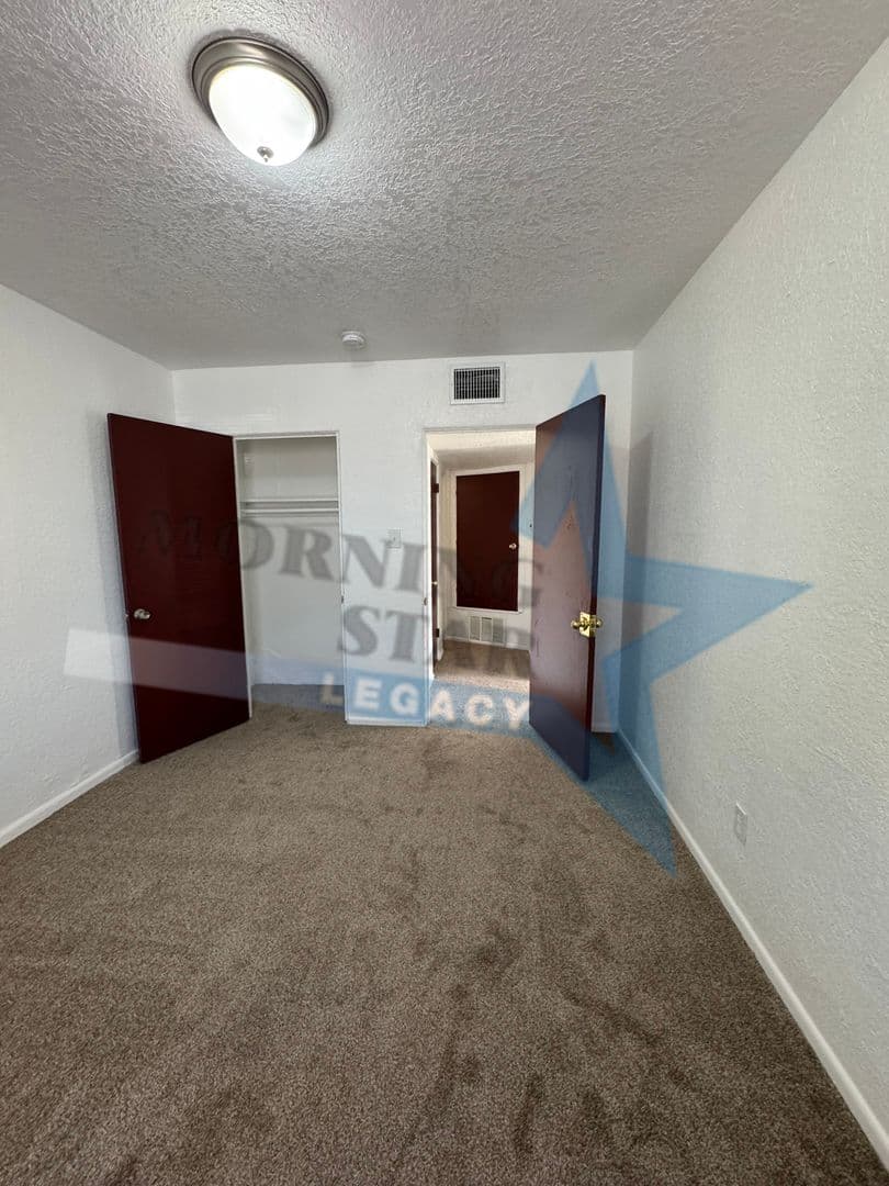 Las Cruces Apartment: 612 N Third St