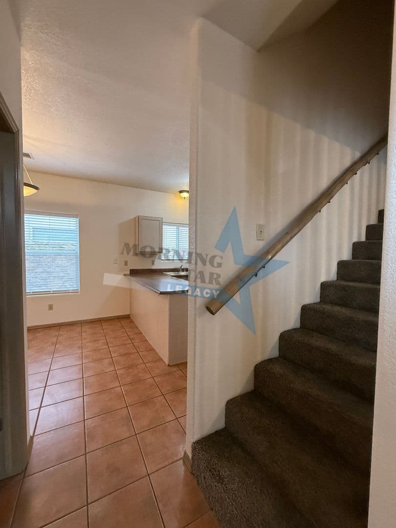 Las Cruces House: 3187 Athenian Way
