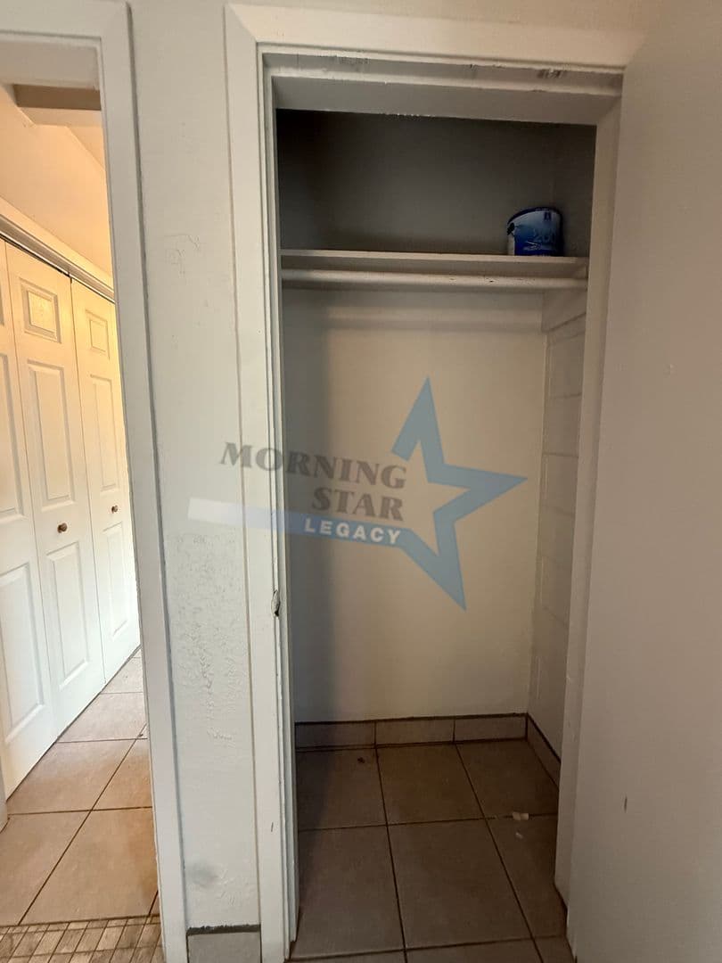 Las Cruces Apartment: 2300 Jordan Rd