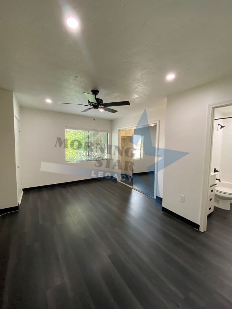 Las Cruces Apartment: 615 W May Ave