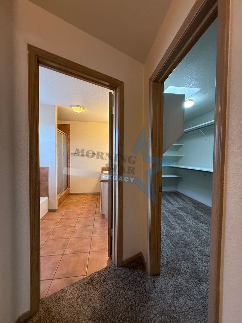 Las Cruces House: 3187 Athenian Way