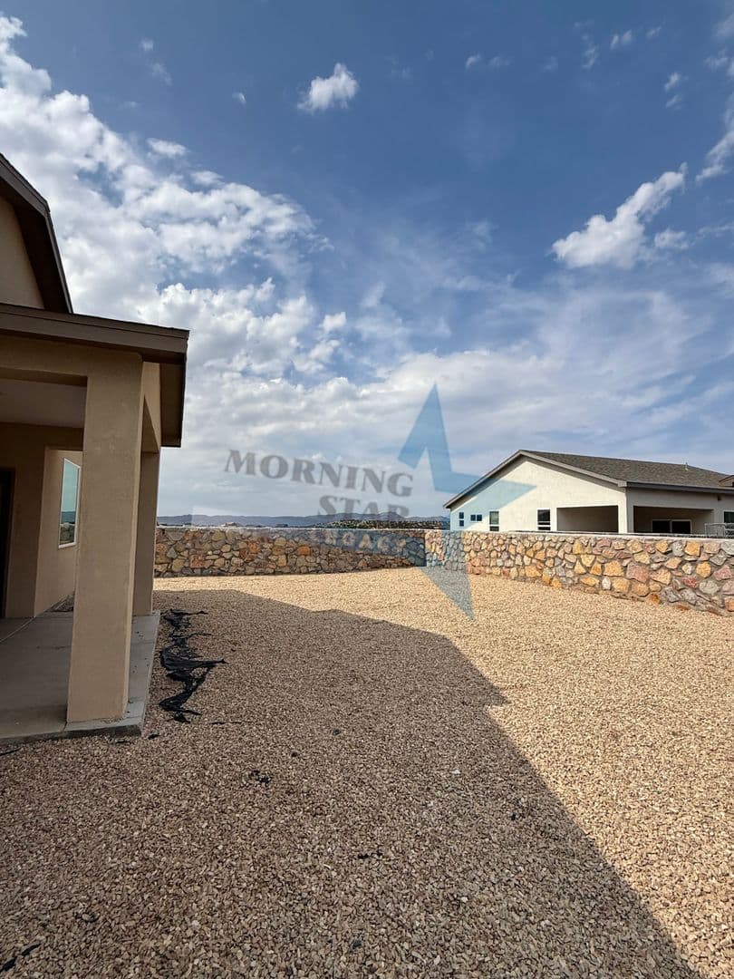 Las Cruces House: 4081 Pacific Loop