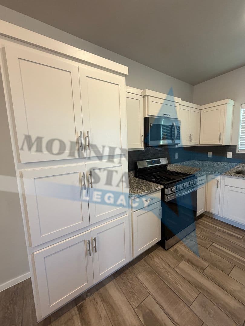 Las Cruces House: 3966 Caspian Rd