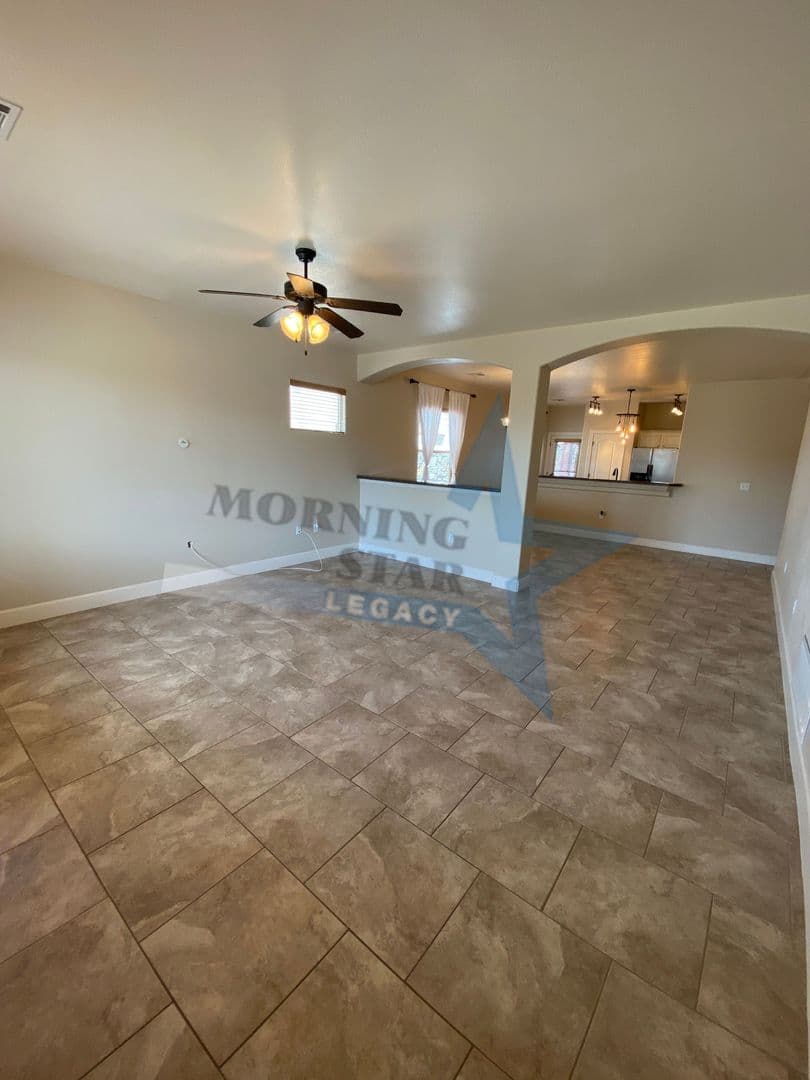 Las Cruces House: 1713 Ava Ave
