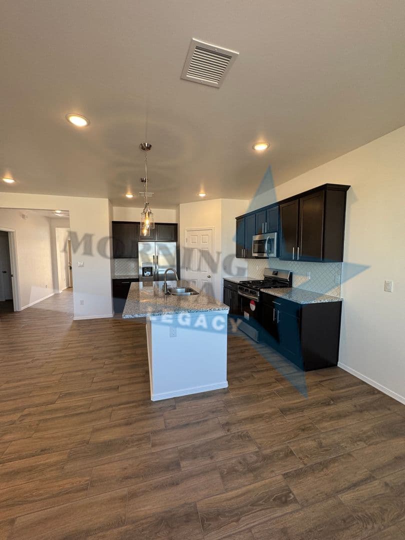 Las Cruces House: 4081 Pacific Loop