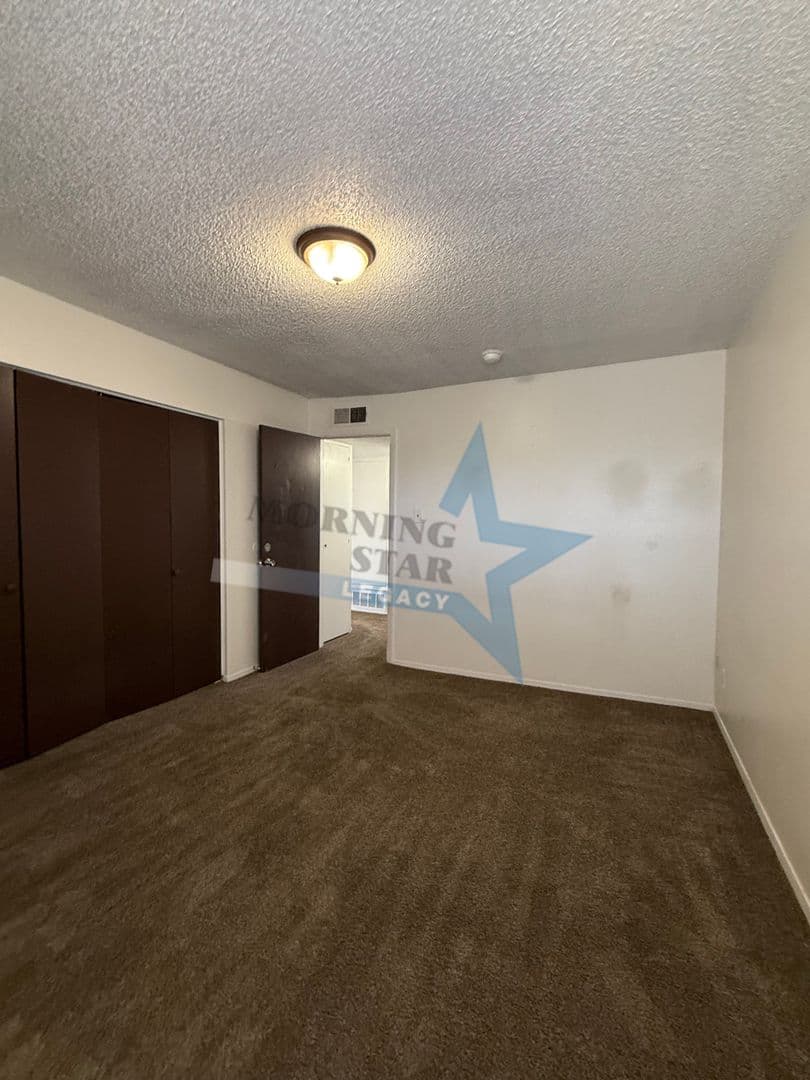 Las Cruces Apartment: 505 W Griggs