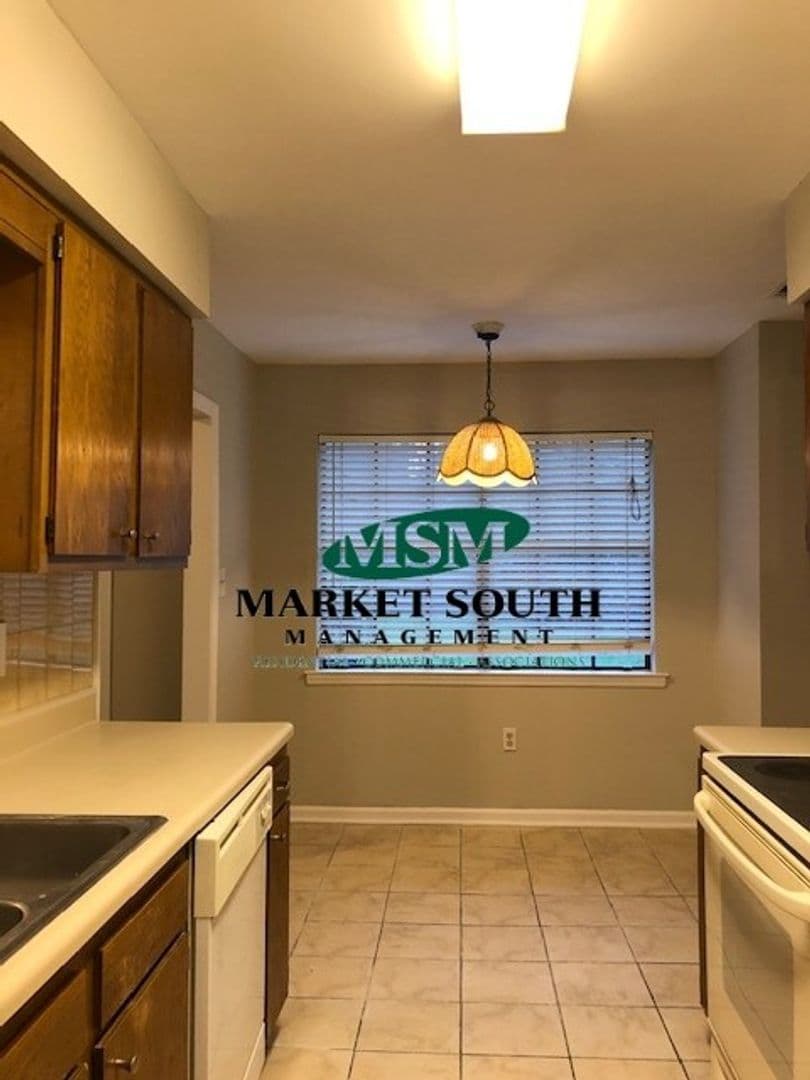 Savannah House: 9 Bristlecone Drive