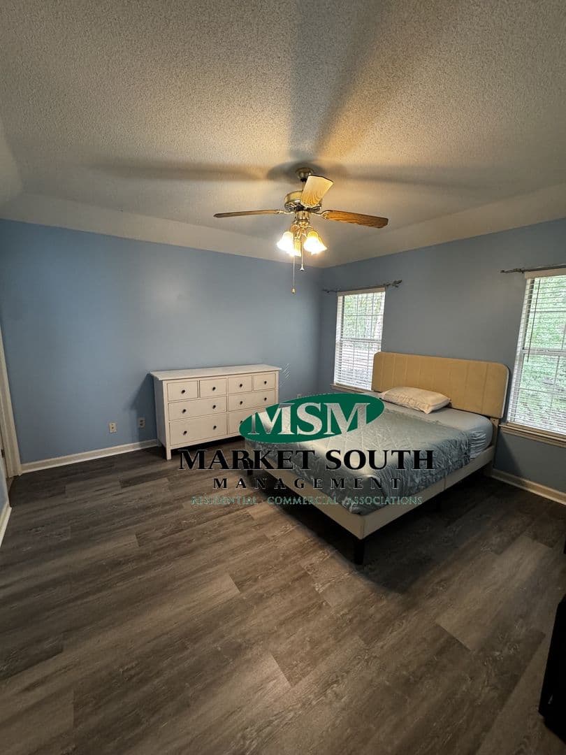 Savannah House: 212 Sugar Mill Drive