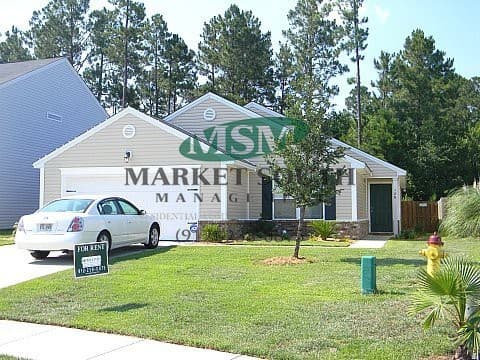 Savannah House: 128 Lake Pointe Drive