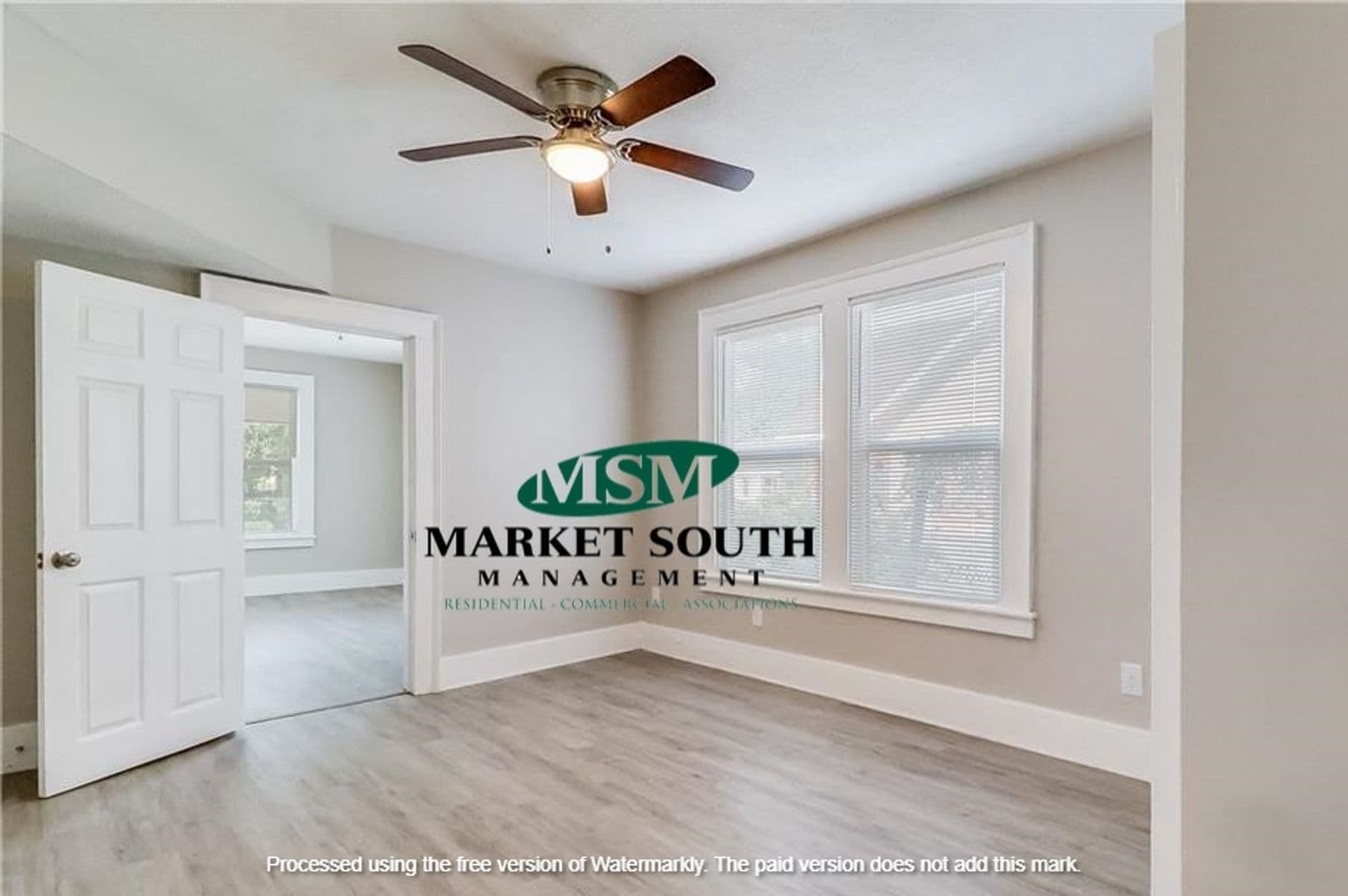 Savannah Apartment: 1423 E 33rd Street