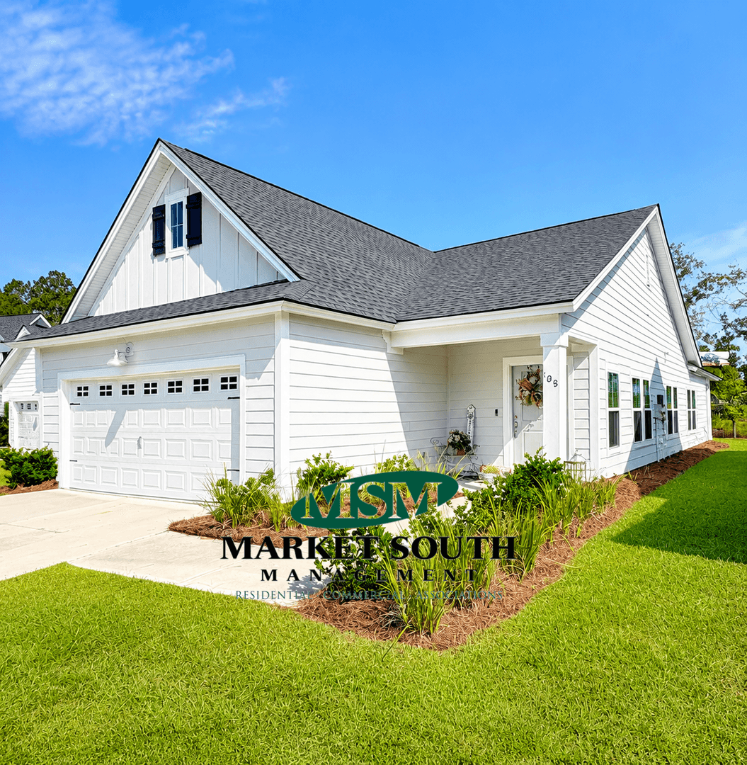 Pooler House: 108 Holloway Hill