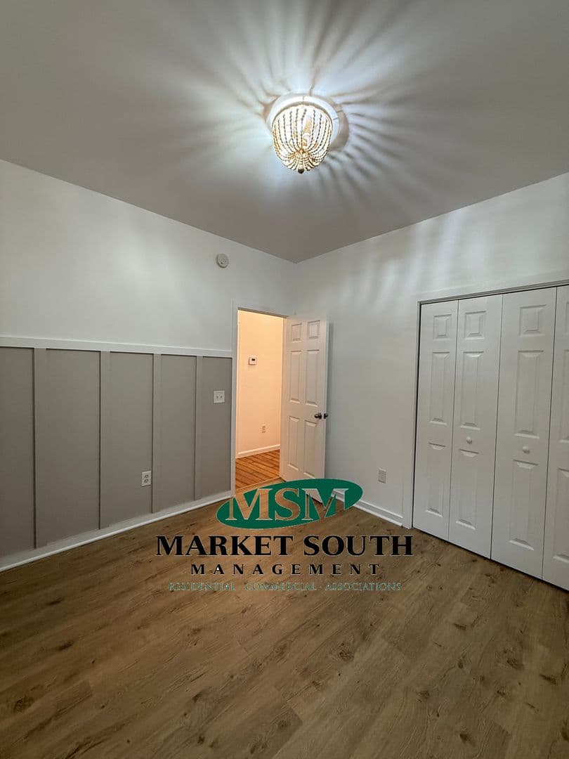 Savannah House: 10 Hartland Court