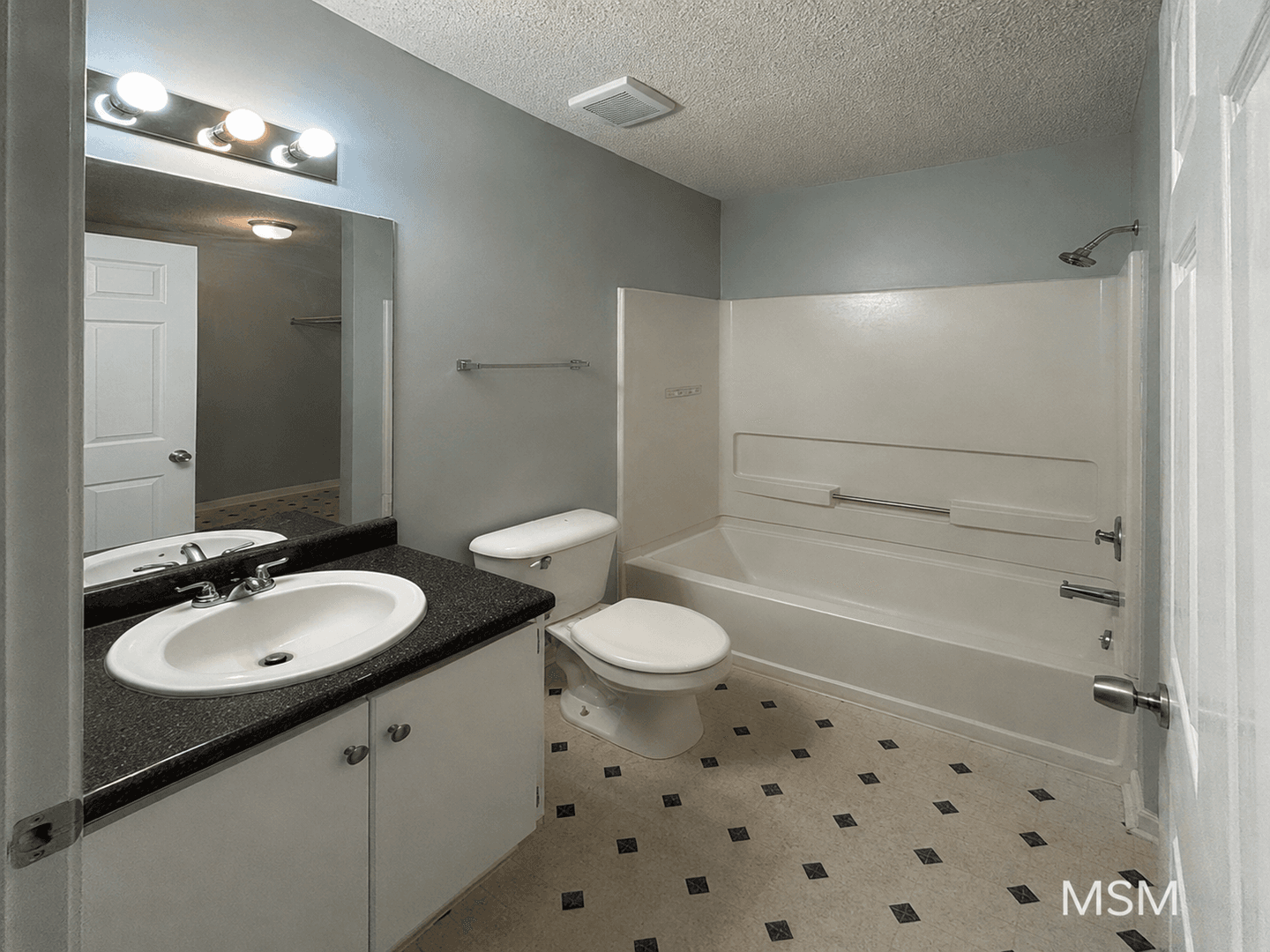 Pooler House: 19 Parish Way