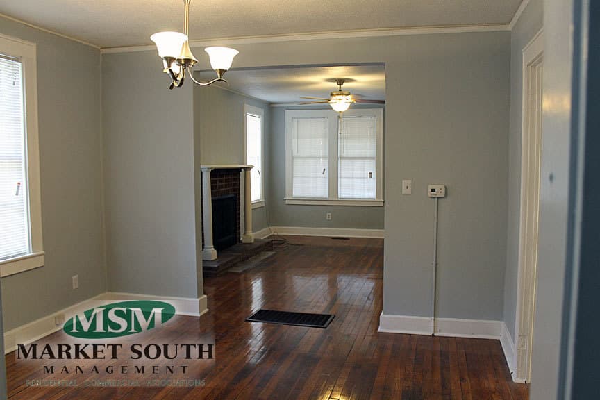Savannah House: 7 E. Victory Drive