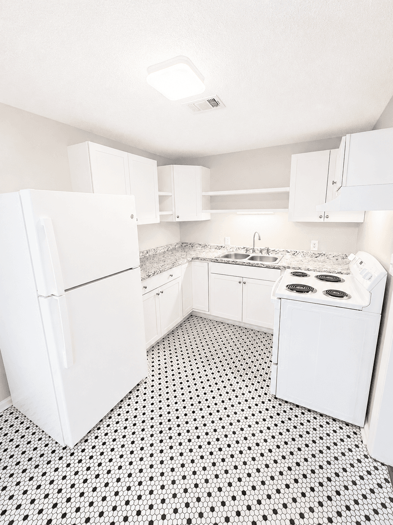 Savannah Apartment: 4 West 53rd Street