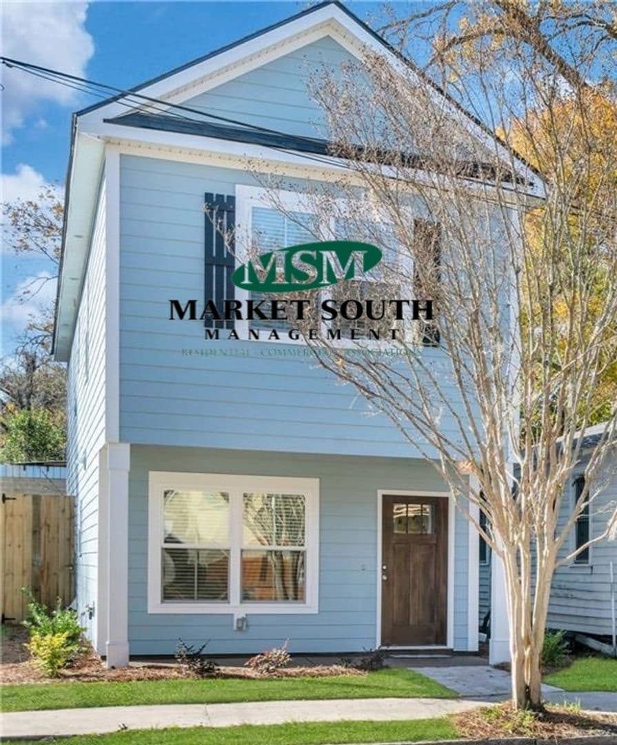 Savannah House: 761 E. Anderson Street