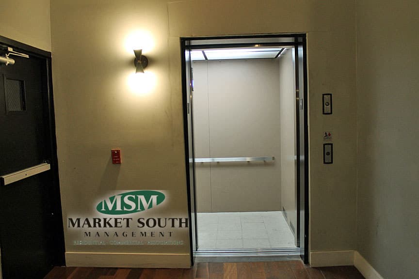 Savannah House: 5 W. Broughton Street #404