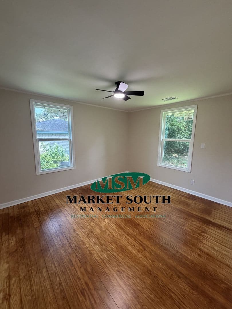 Savannah House: 2318 Florida Avenue