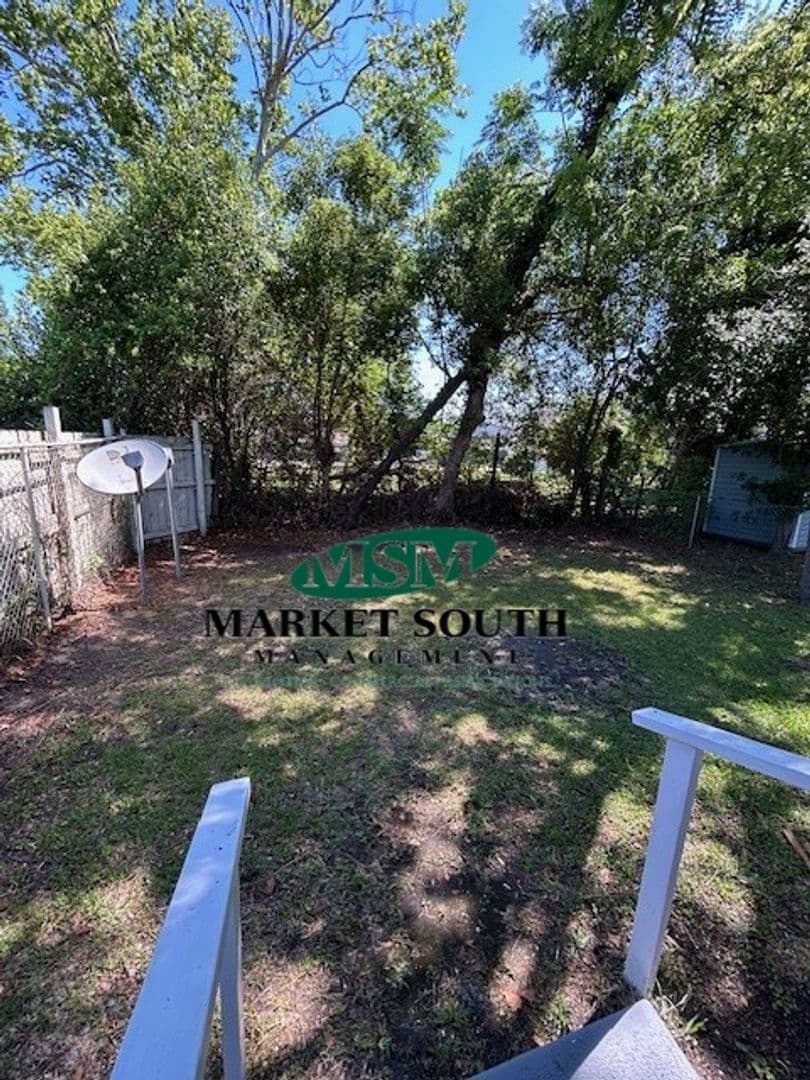 Savannah House: 3508 Haslam Avenue