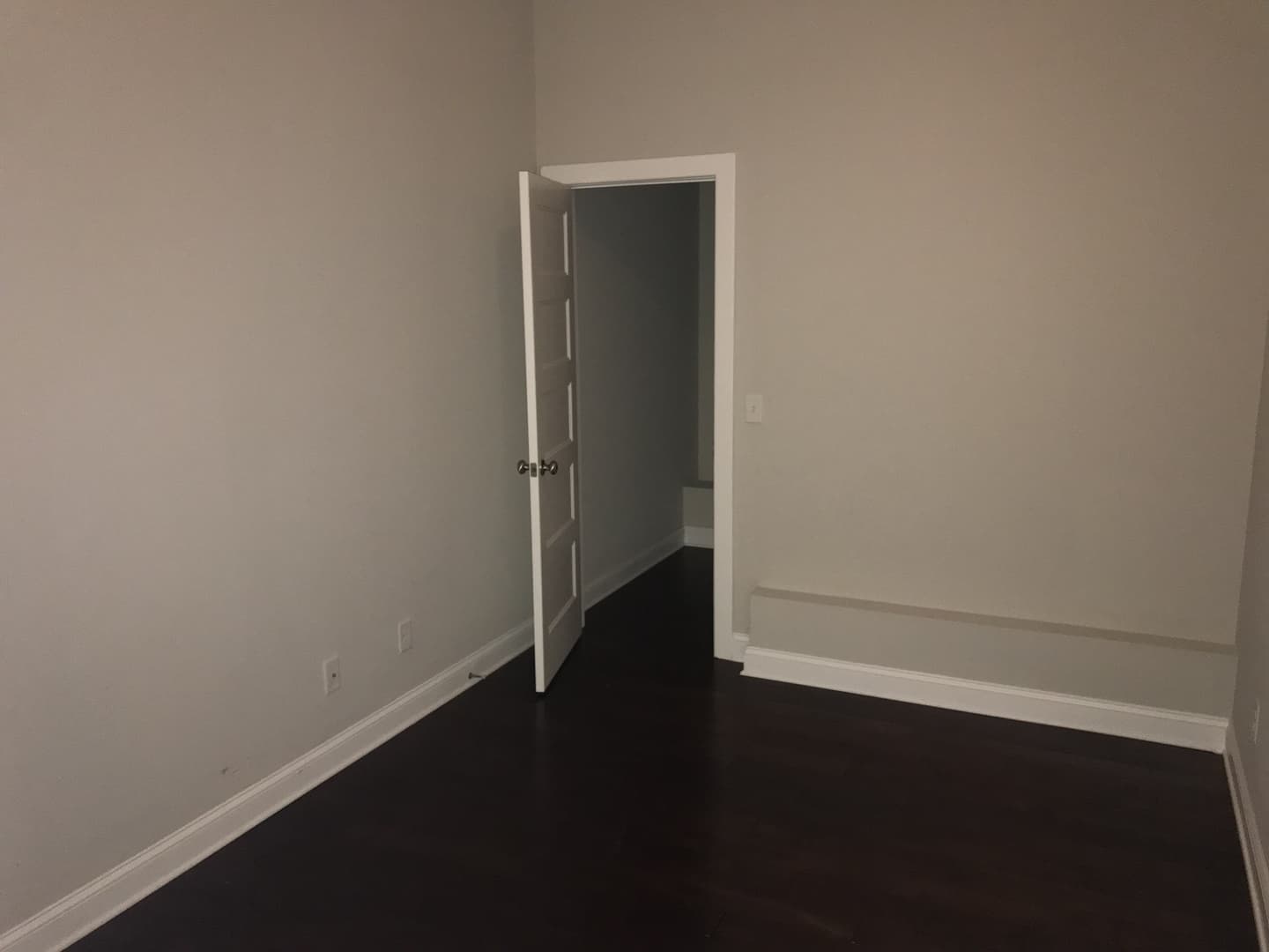 Savannah House: 5 W. Broughton Street Unit 401