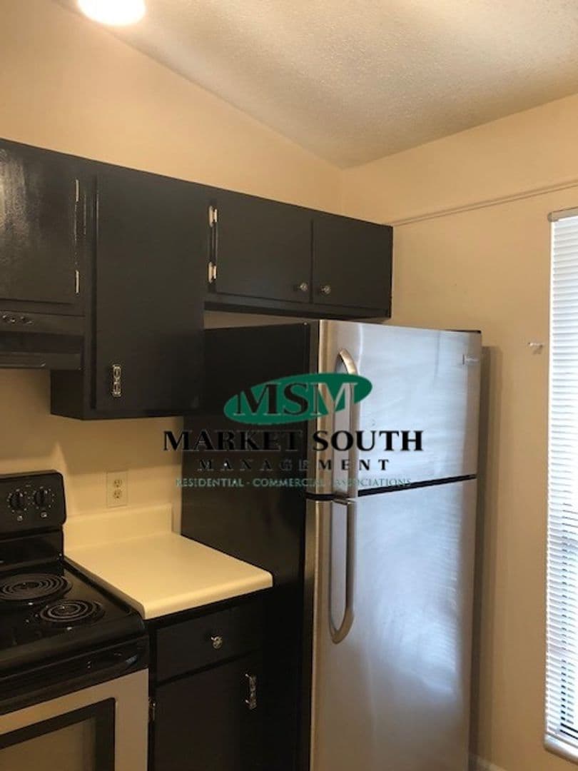 Savannah House: 100 Oyster Shell Road Unit A6