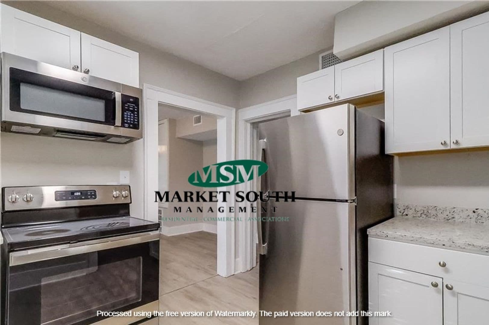 Savannah Apartment: 1423 E 33rd Street