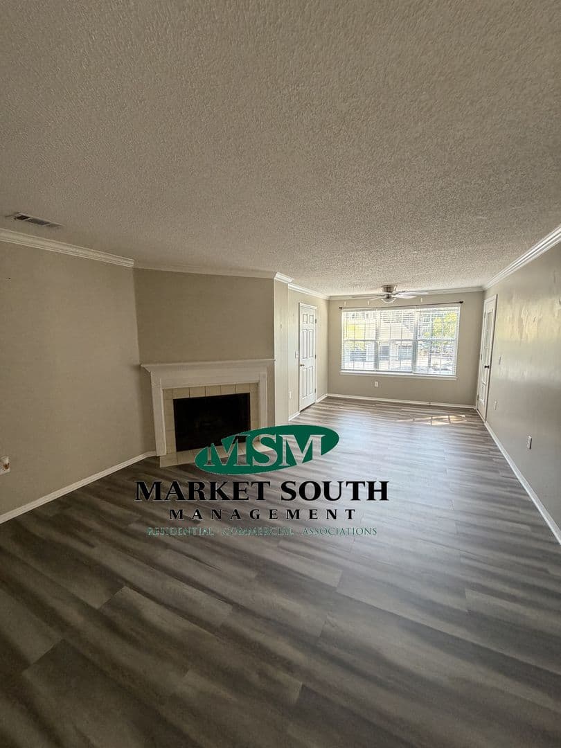 Savannah House: 12300 Apache Avenue