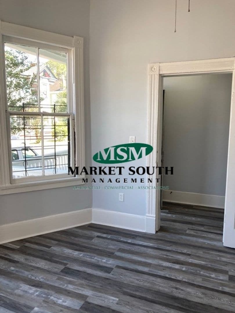 Savannah Apartment: 1415 Habersham Street