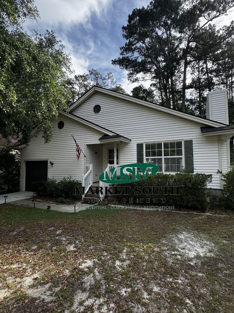 Savannah House: 212 Sugar Mill Drive