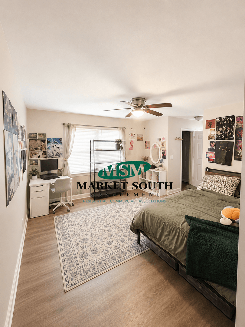 Savannah House: 738 E. Anderson Street