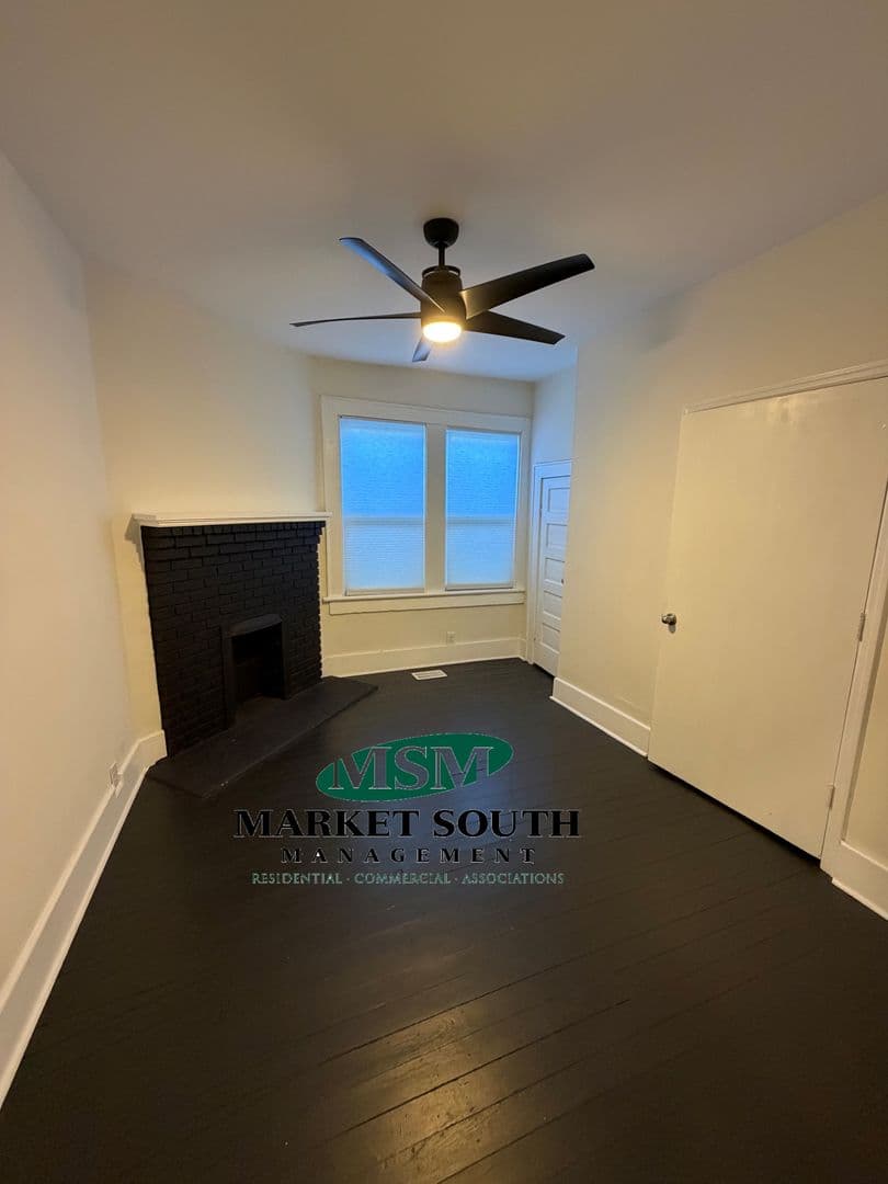 Savannah Apartment: 1016 E. Bolton Street