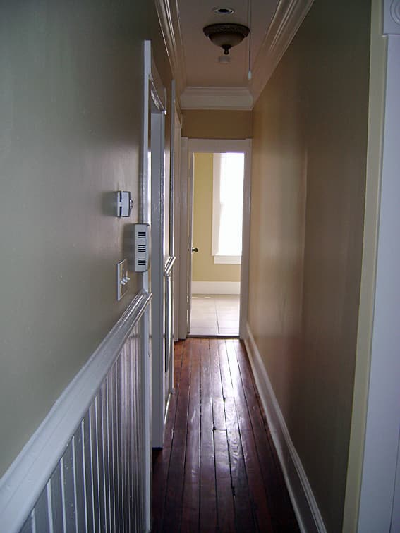 Savannah House: 542 B E. Gaston Street