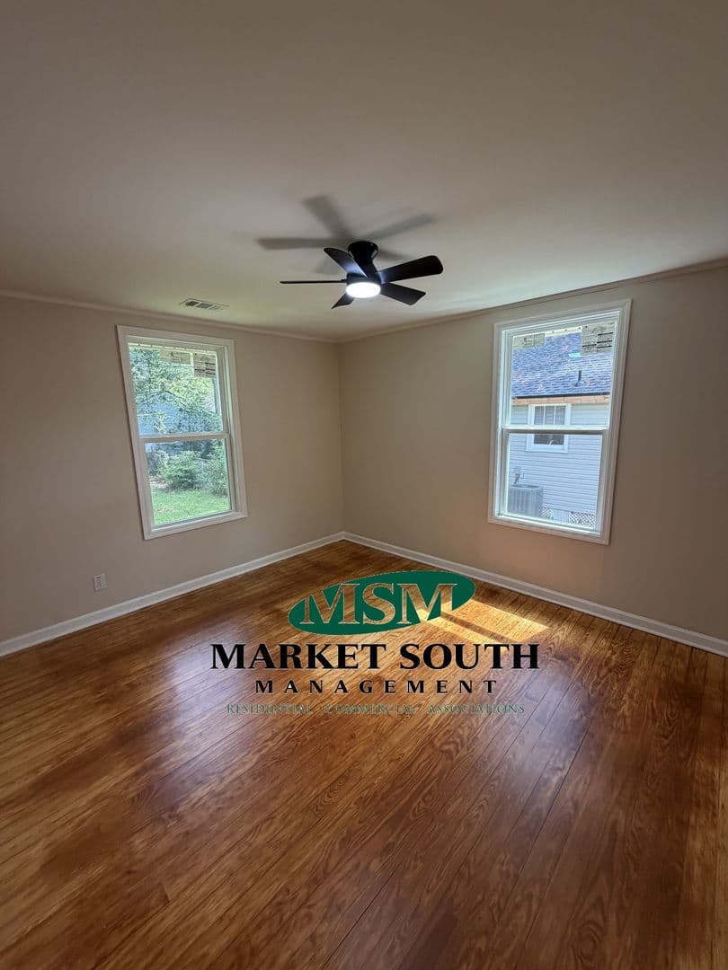 Savannah House: 2318 Florida Avenue