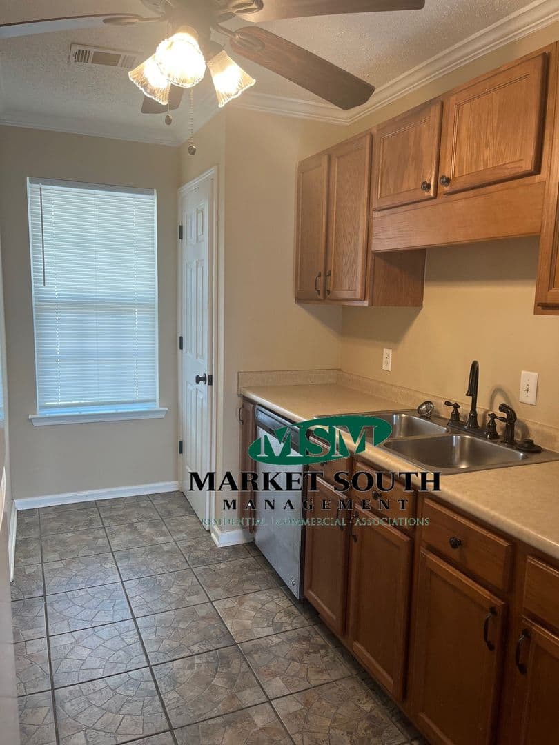 Port Wentworth Condo: 44 Bearing Circle Unit D