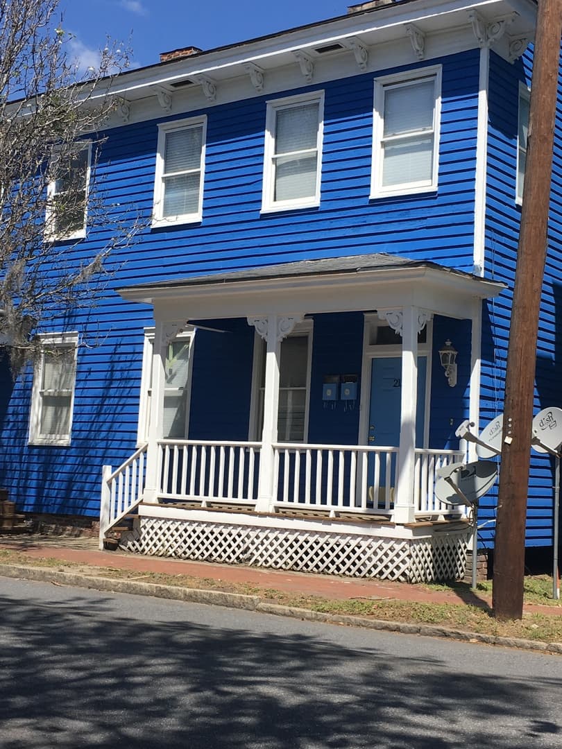 Savannah Apartment: 212 E Anderson Street