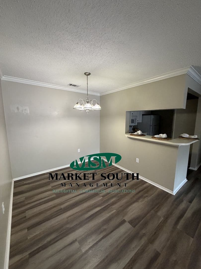 Savannah House: 12300 Apache Avenue
