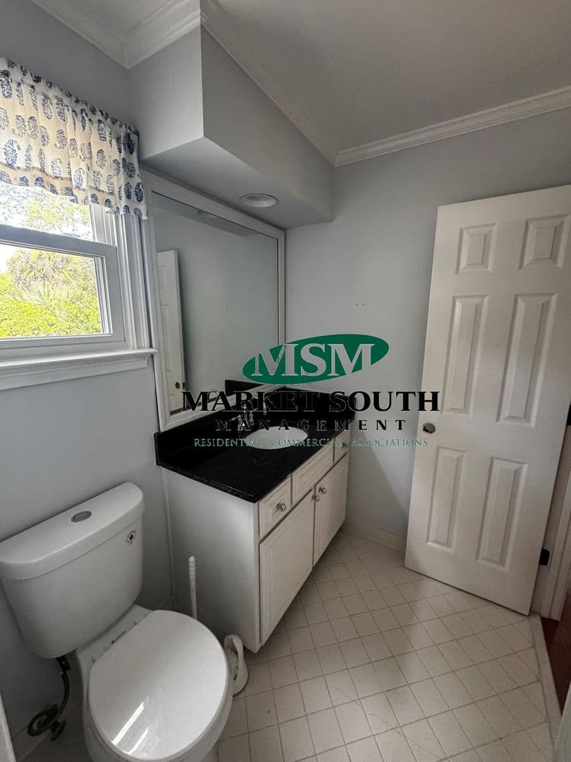 Savannah House: 12 Ardsley Court