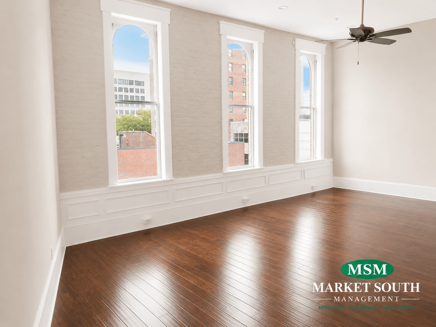 Savannah House: 5 W. Broughton Street Unit 401
