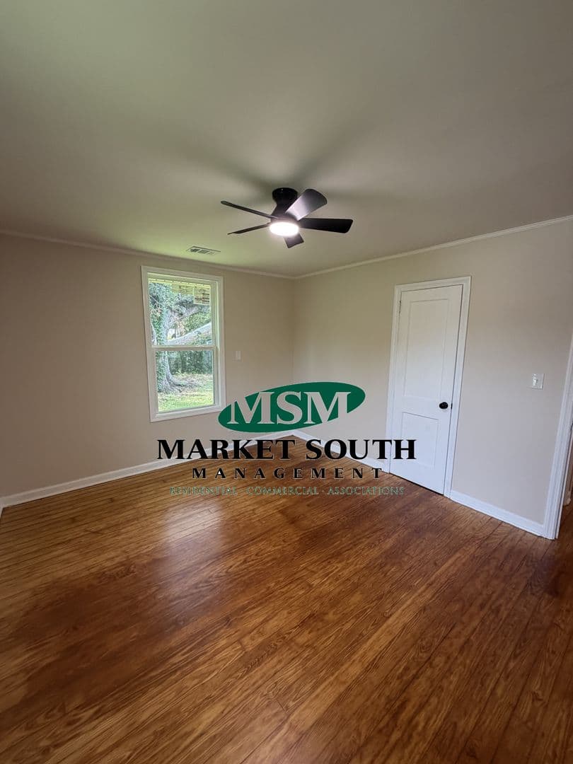 Savannah House: 2318 Florida Avenue