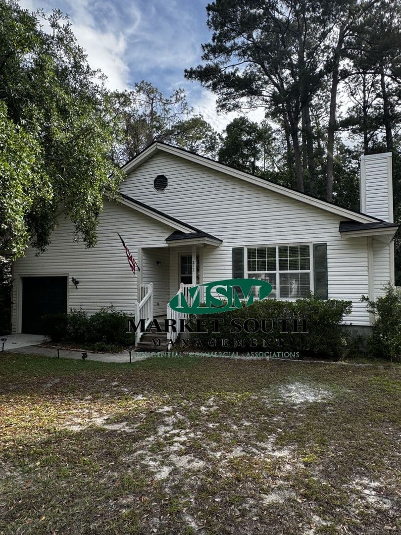 Savannah House: 212 Sugar Mill Drive