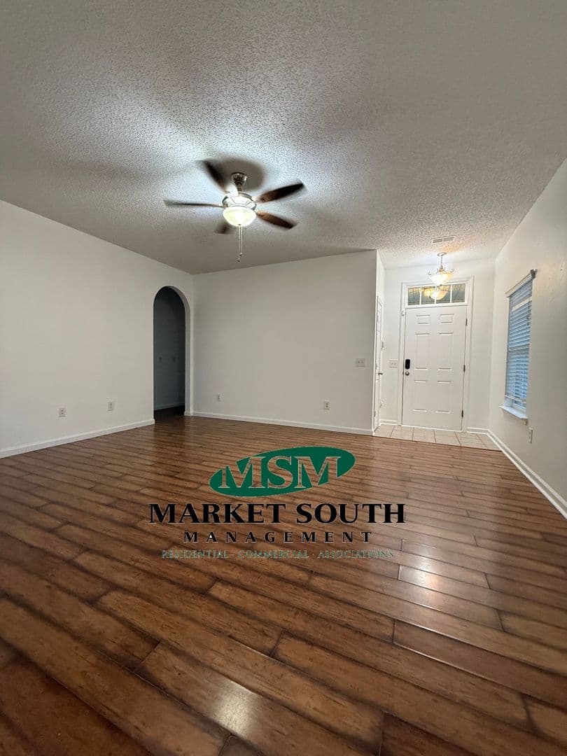 Savannah House: 10 Hartland Court