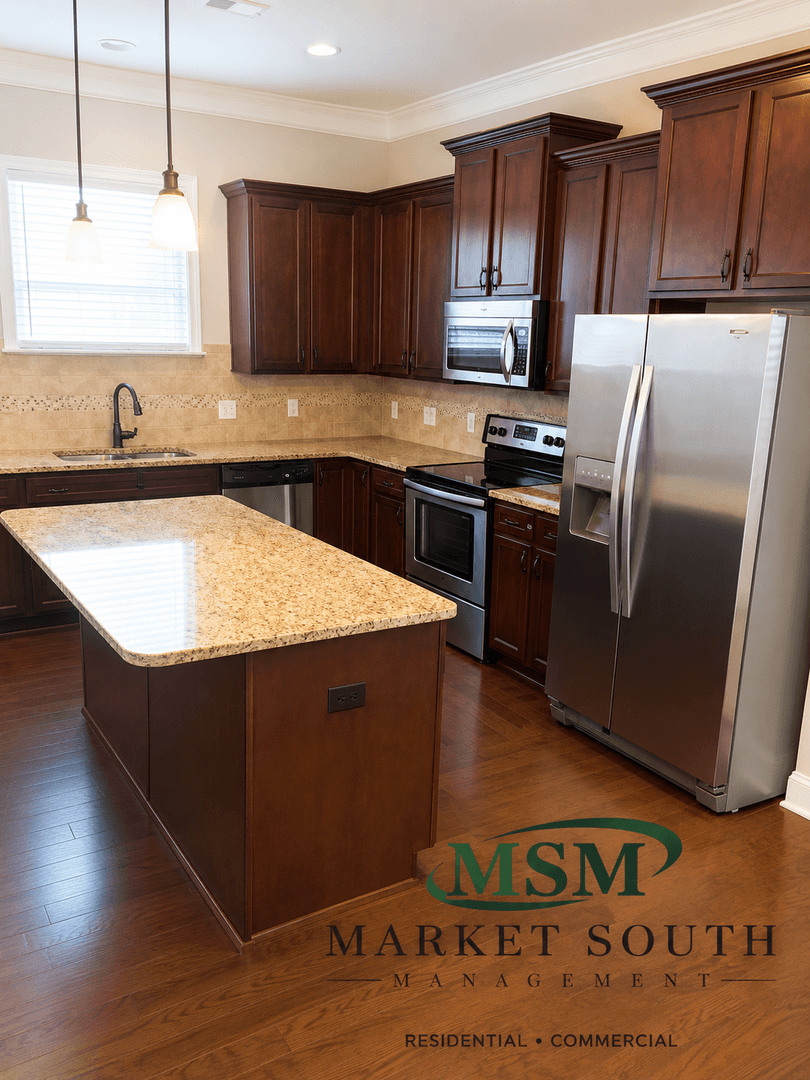 Savannah House: 1705 Lincoln Street
