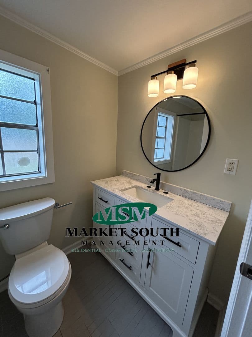 Savannah House: 1705 Elgin Street