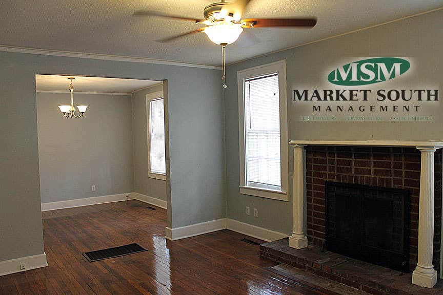 Savannah House: 7 E. Victory Drive